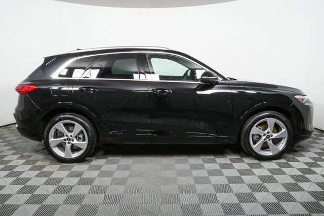 Used 2025 Audi Q5 Prestige image 2