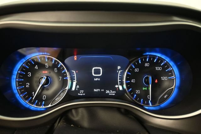 Used 2025 Chrysler Pacifica Select FWD image 18