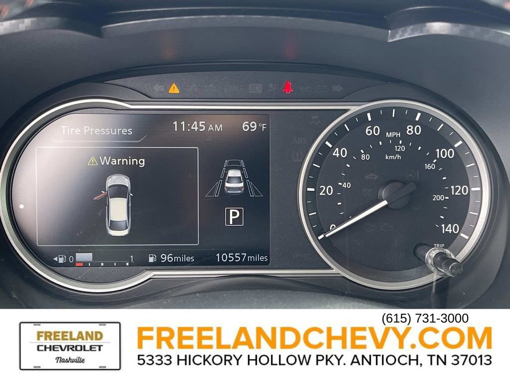 Used 2023 Nissan Versa SR w/ Trunk Package FWD image 39