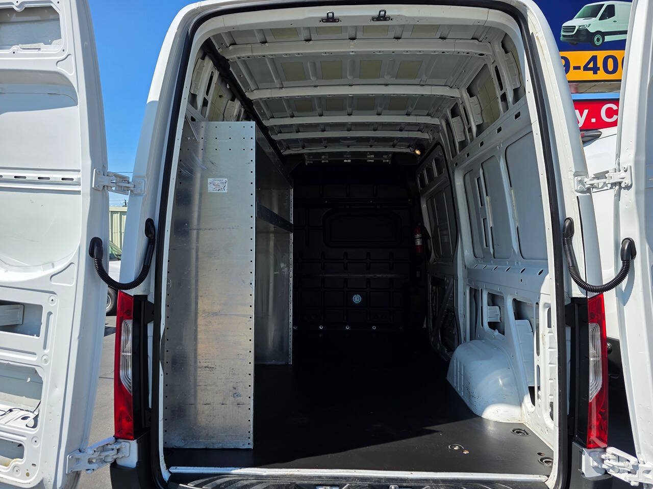 Used 2020 Mercedes-Benz Sprinter 2500 image 11