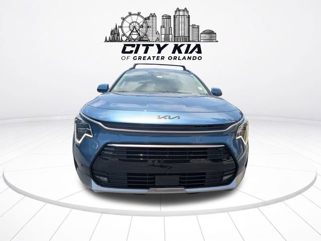Certified 2025 Kia Niro SX Touring FWD image 8