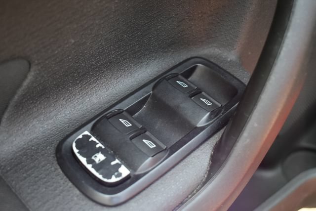 Used 2019 Ford Fiesta SE w/ Equipment Group 201A FWD image 17