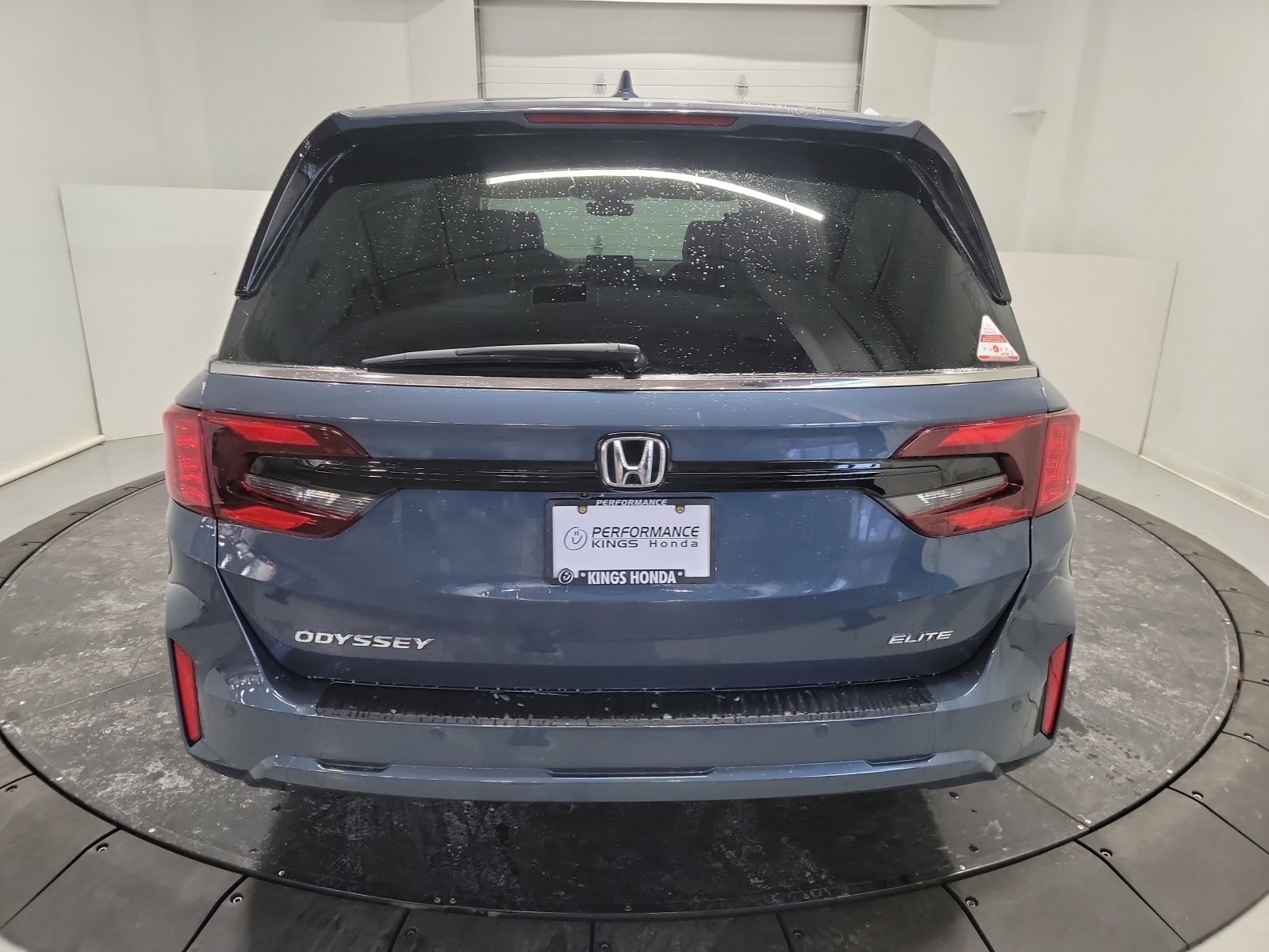 Certified 2025 Honda Odyssey Elite image 8