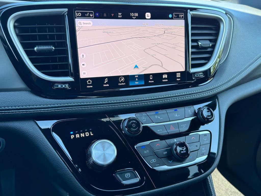 New 2027 Chrysler Pacifica Limited FWD image 20