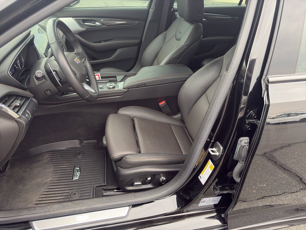 Used 2024 Cadillac CT5 Sport image 9