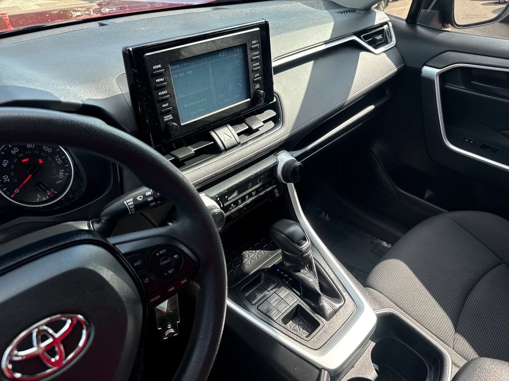 Used 2019 Toyota RAV4 LE w/ All Weather Liner Package AWD/4WD image 20