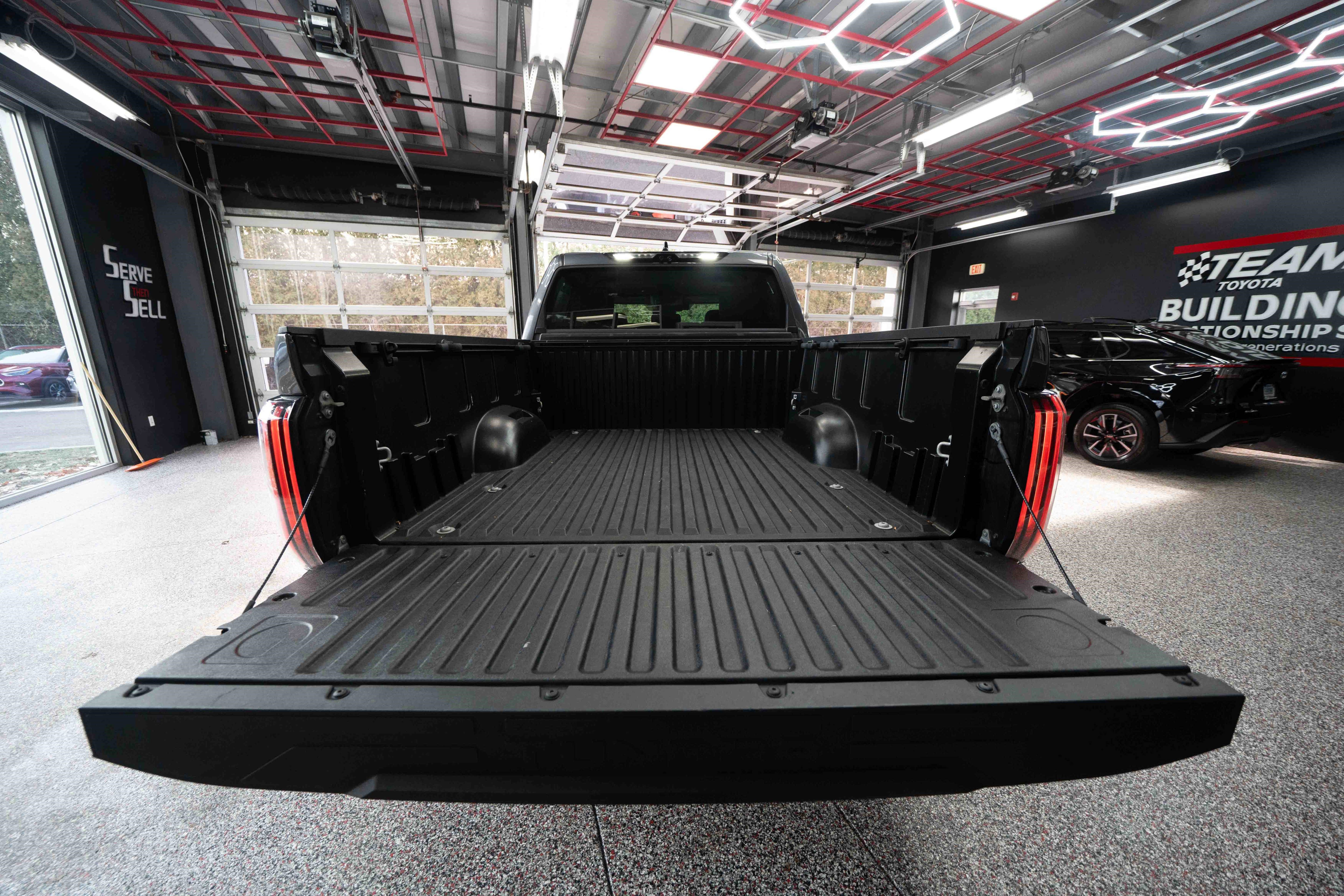 Used 2023 Toyota Tundra Limited image 27