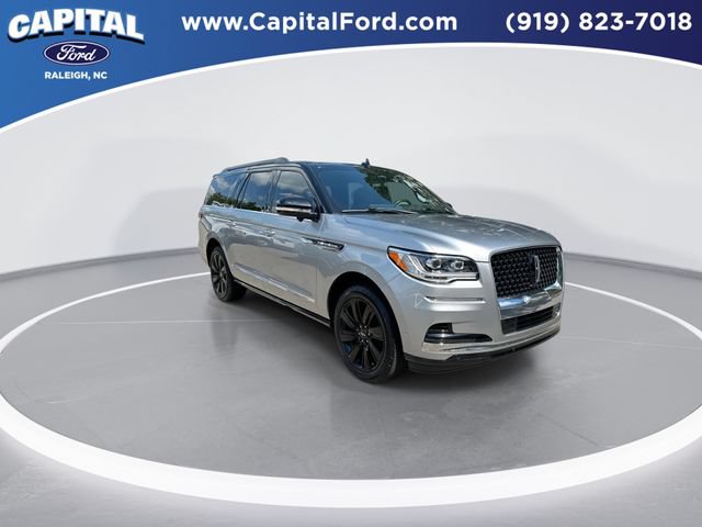 Used 2024 Lincoln Navigator L Black Label AWD/4WD image 2