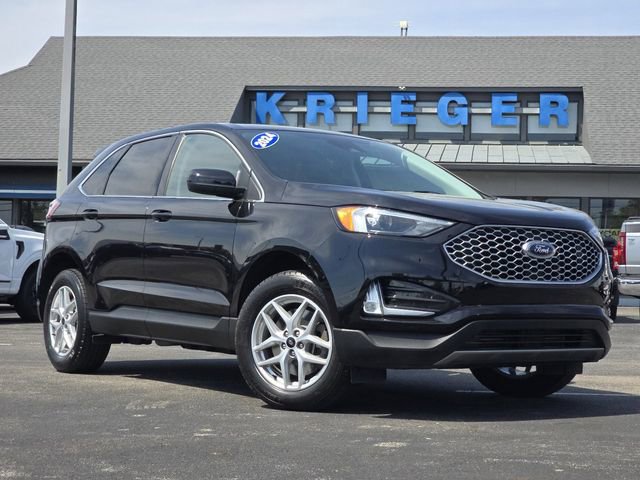 Certified 2024 Ford Edge SEL w/ Convenience Package AWD/4WD image 2