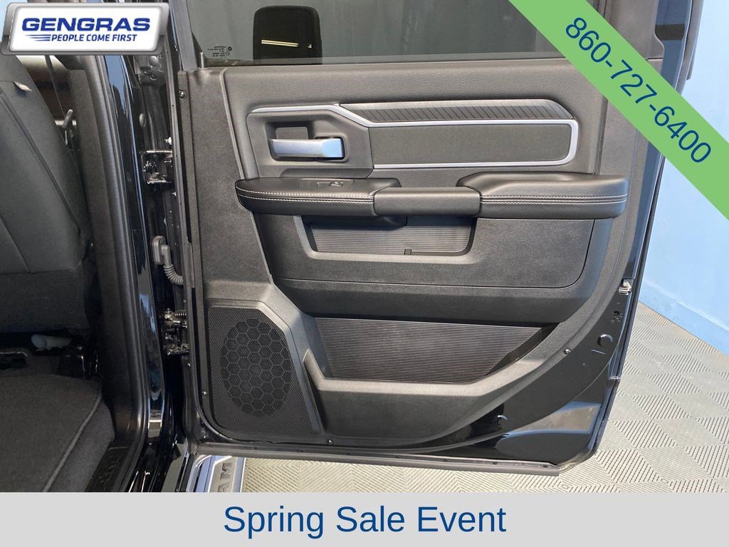 Used 2025 RAM 3500 Big Horn AWD/4WD image 44