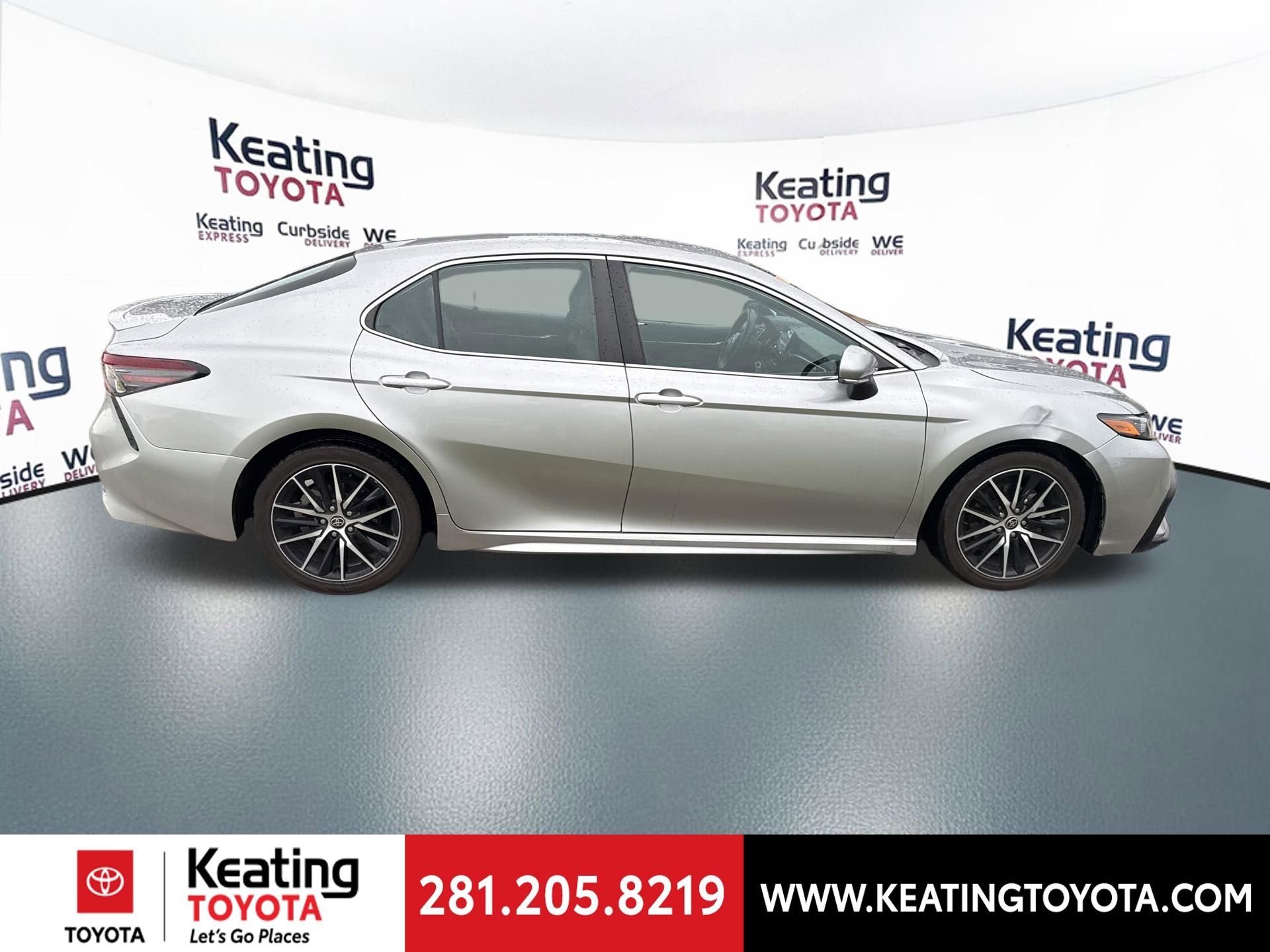 Used 2023 Toyota Camry SE FWD image 8