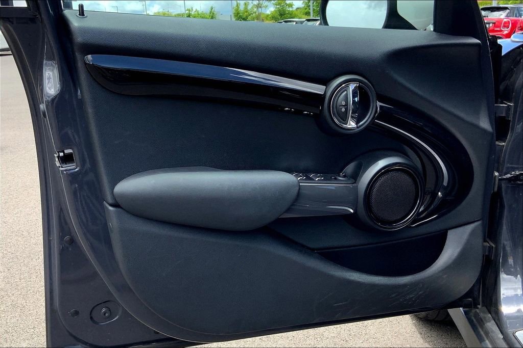 Used 2020 MINI Cooper S image 20