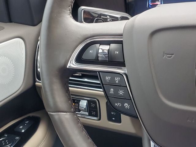 Used 2024 Lincoln Navigator L Reserve w/ Equipment Group 201A AWD/4WD image 13