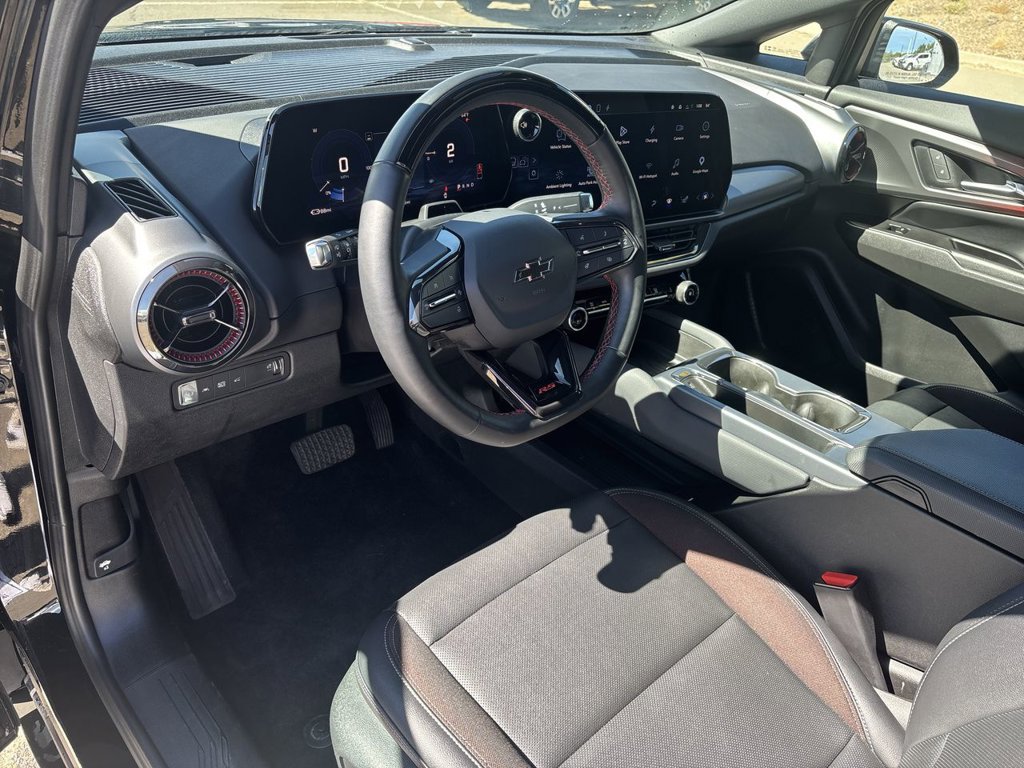 Certified 2024 Chevrolet Equinox EV RS FWD image 13