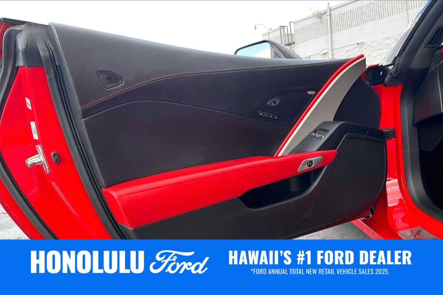 Used 2015 Chevrolet Corvette Z06 w/ 3LZ Preferred Equipment Group RWD image 26