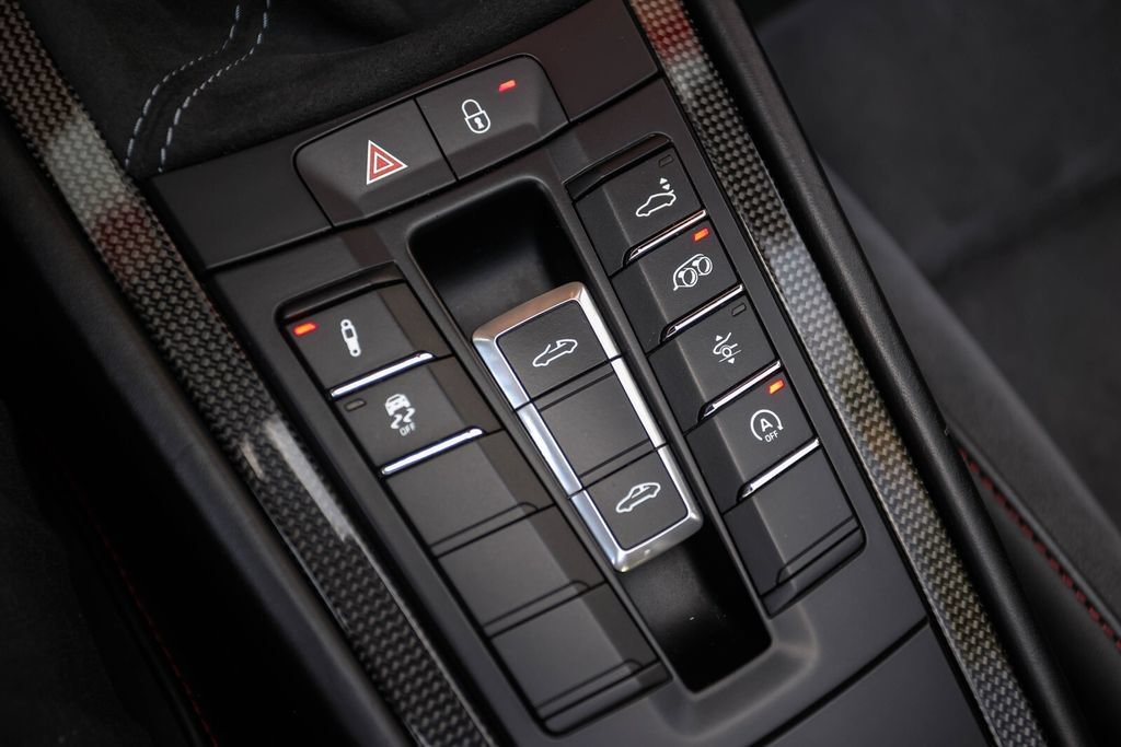 Used 2018 Porsche 911 Targa 4 GTS w/ GTS Interior Package AWD/4WD image 34