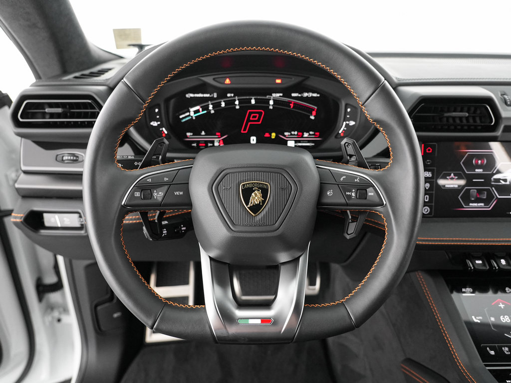 Used 2025 Lamborghini Urus SE AWD/4WD image 8