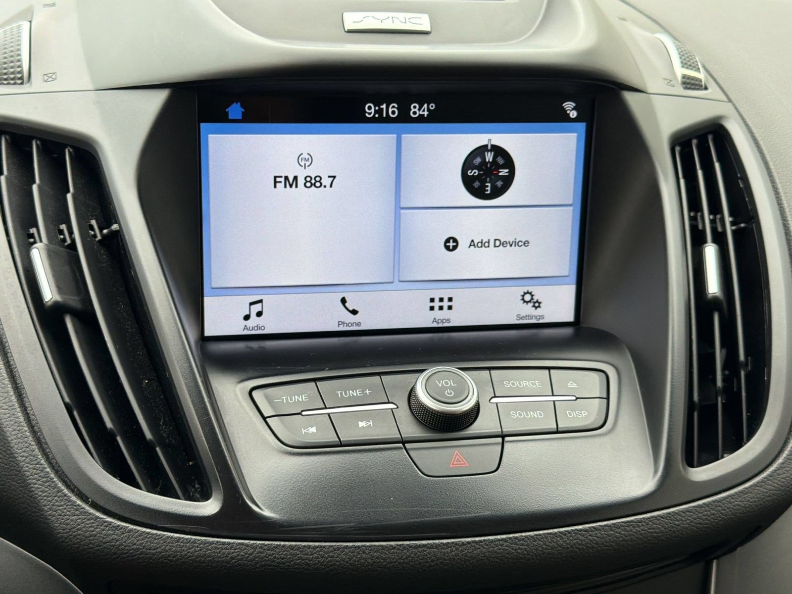 Used 2017 Ford Escape SE w/ Equipment Group 201A FWD image 19