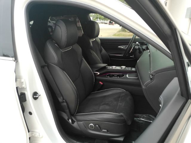 Used 2022 Genesis GV70 3.5T Sport w/ Sport Prestige Package image 26
