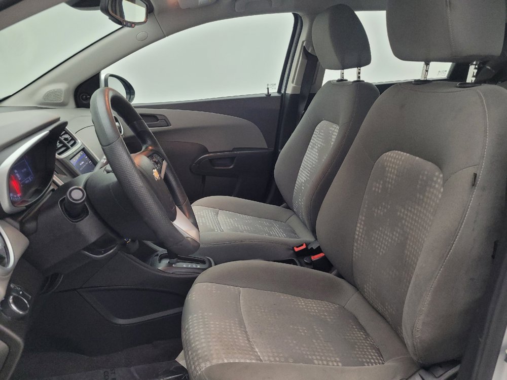 Used 2020 Chevrolet Sonic LT FWD image 17