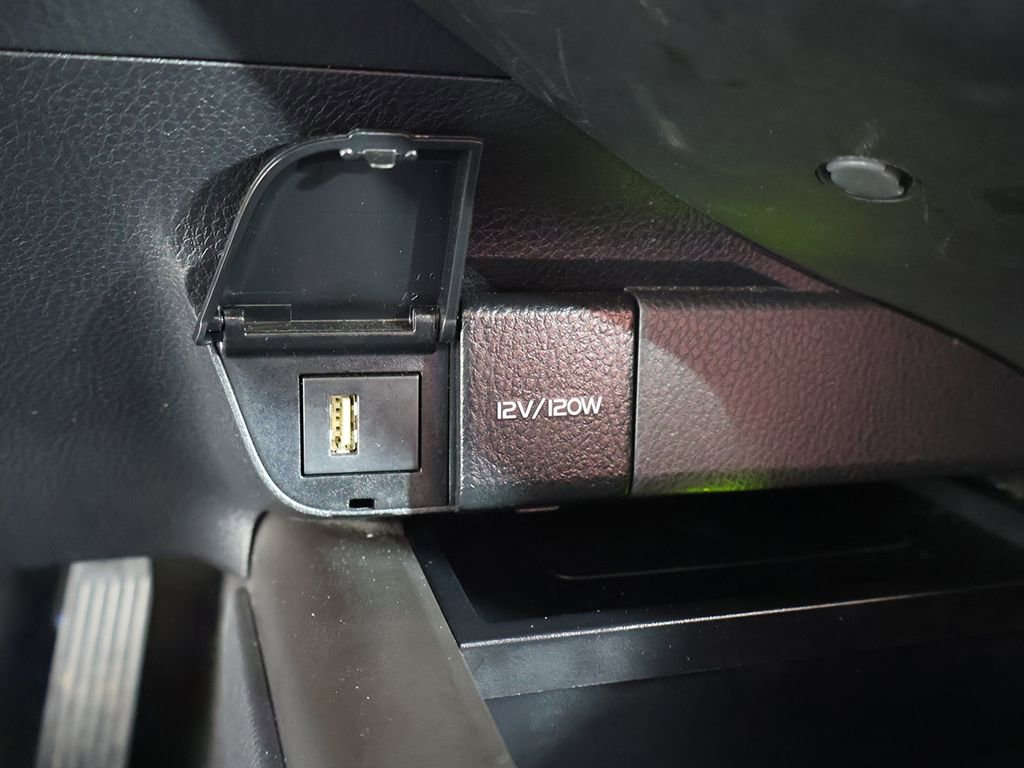 Used 2021 Toyota Camry XSE FWD image 49