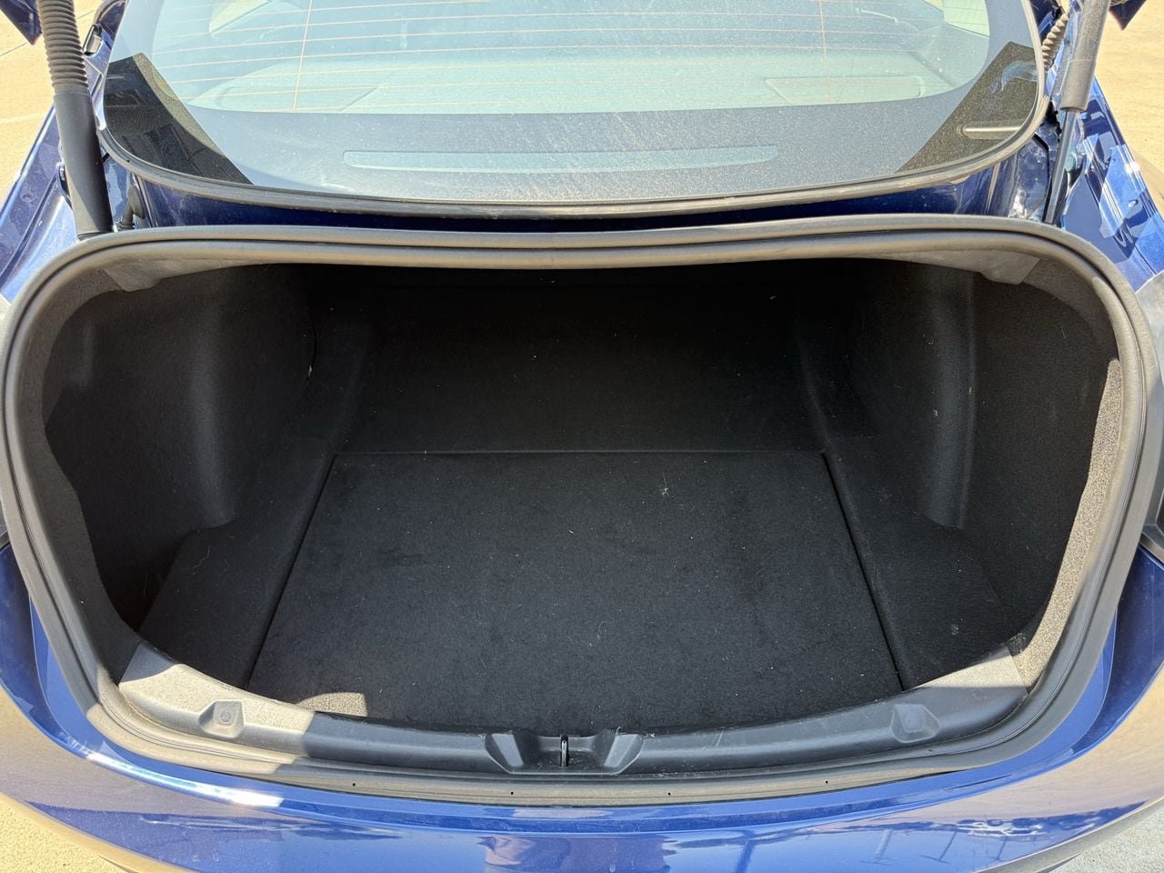 Used 2022 Tesla Model 3 Long Range AWD/4WD image 26