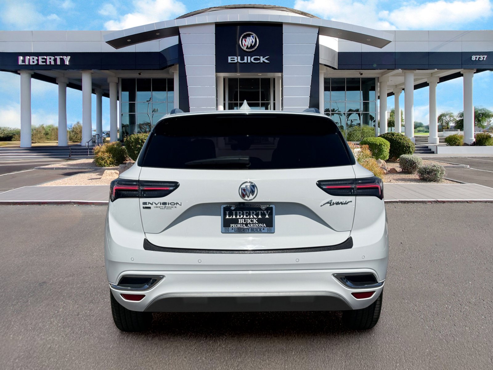 Used 2021 Buick Envision Avenir w/ Technology Package II AWD/4WD image 5