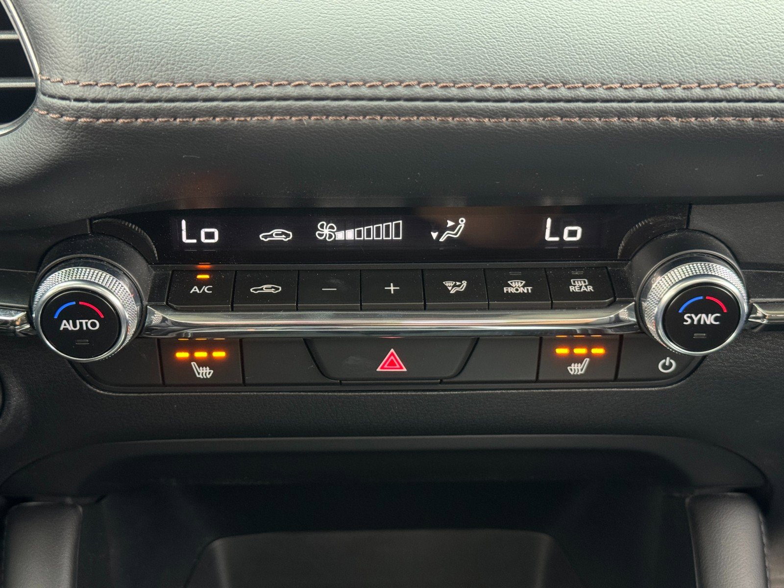 Used 2025 MAZDA MAZDA3 s image 26