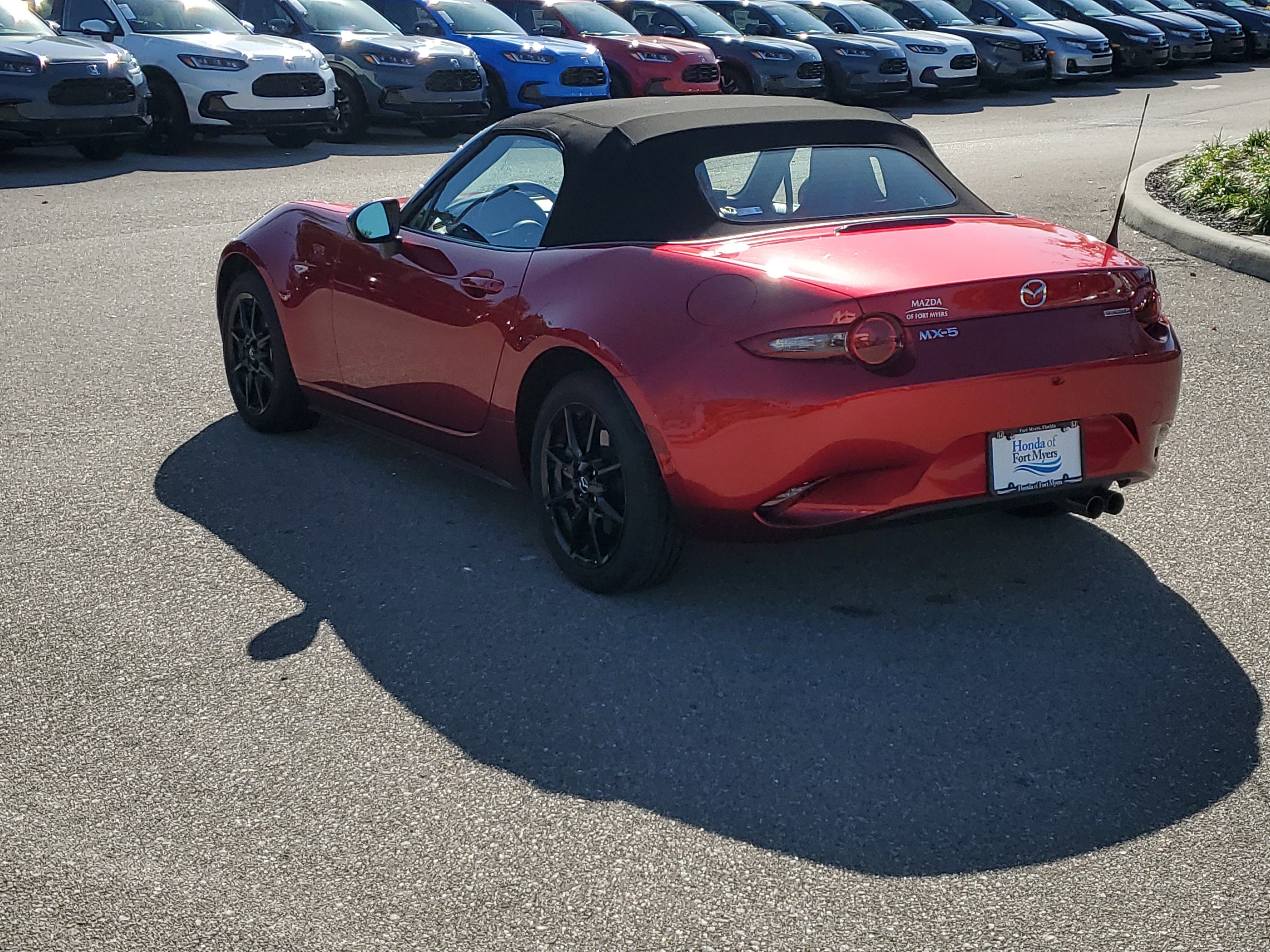 Used 2021 MAZDA MX-5 Miata Sport image 6