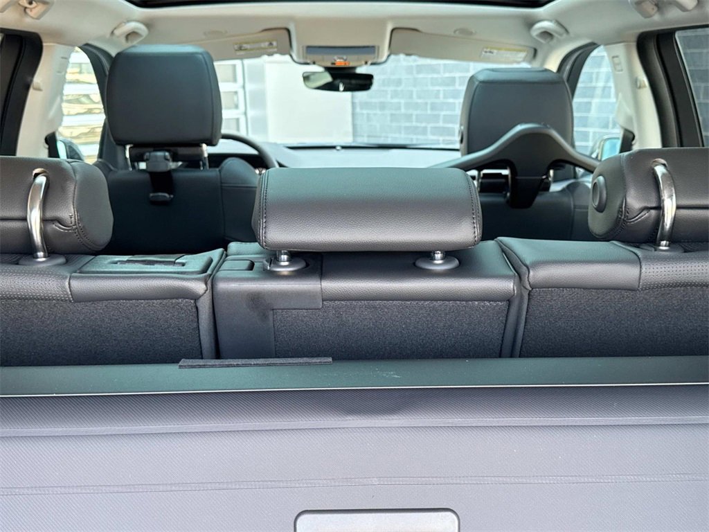 New 2025 Land Rover Discovery Sport S image 6