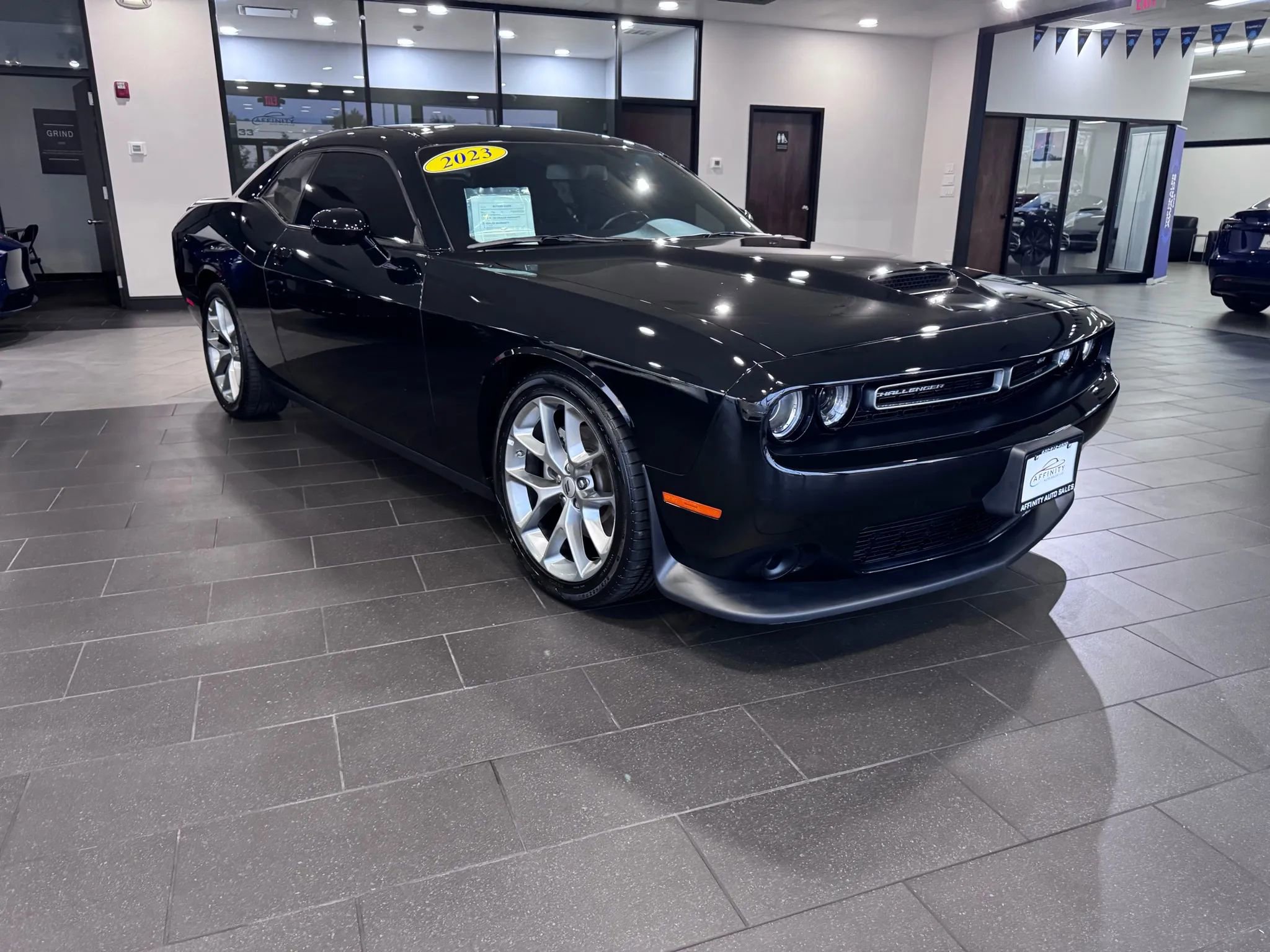 Used 2023 Dodge Challenger GT image 7