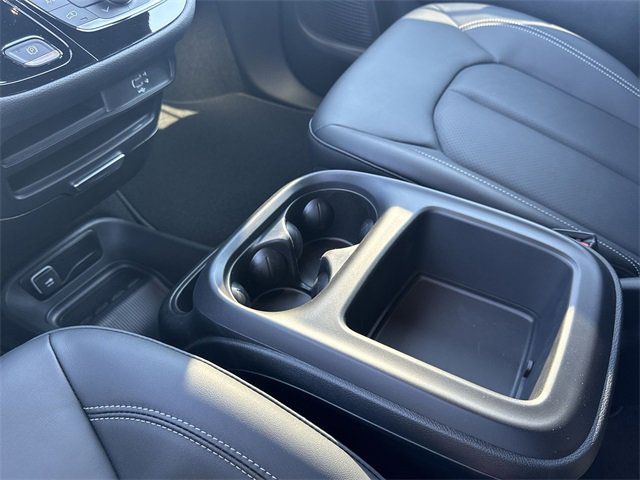 New 2026 Chrysler Pacifica Select image 26