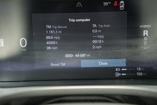 Certified 2023 Volvo XC60 T8 Plus w/ Climate Package AWD/4WD image 40
