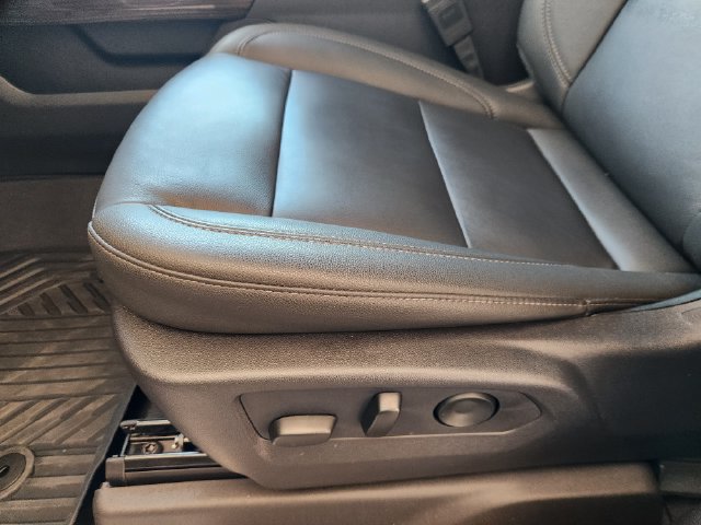 Used 2024 Chevrolet Silverado 1500 LT Trail Boss w/ Convenience Package II AWD/4WD image 26