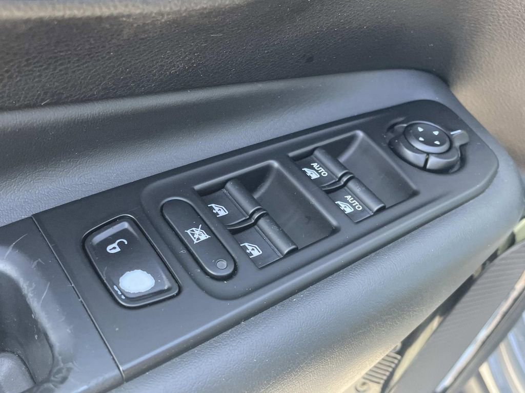 Used 2020 Jeep Renegade Altitude image 15