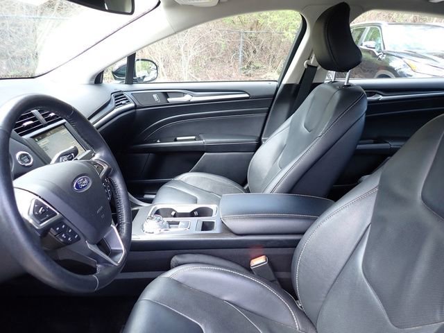 Used 2017 Ford Fusion Titanium image 10