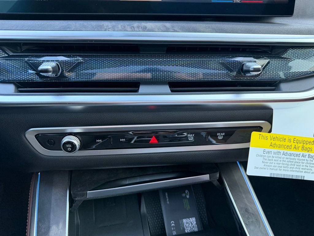 New 2026 BMW X5 xDrive50e w/ Premium Package image 34