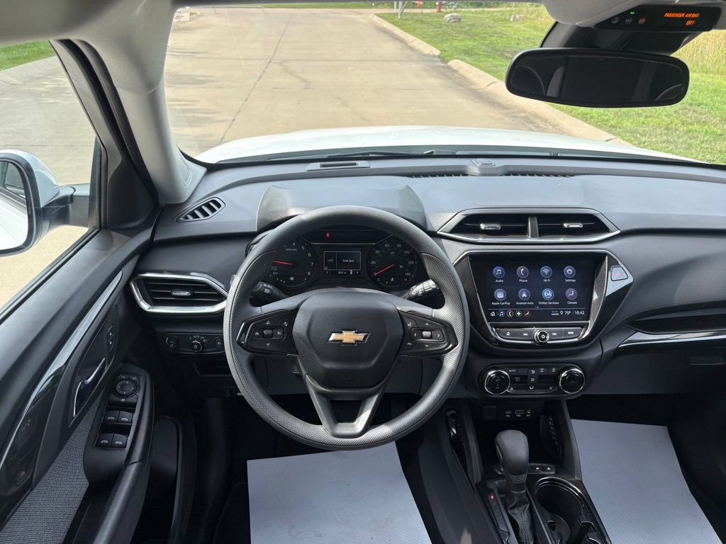 Used 2023 Chevrolet TrailBlazer LT w/ Convenience Package FWD image 40