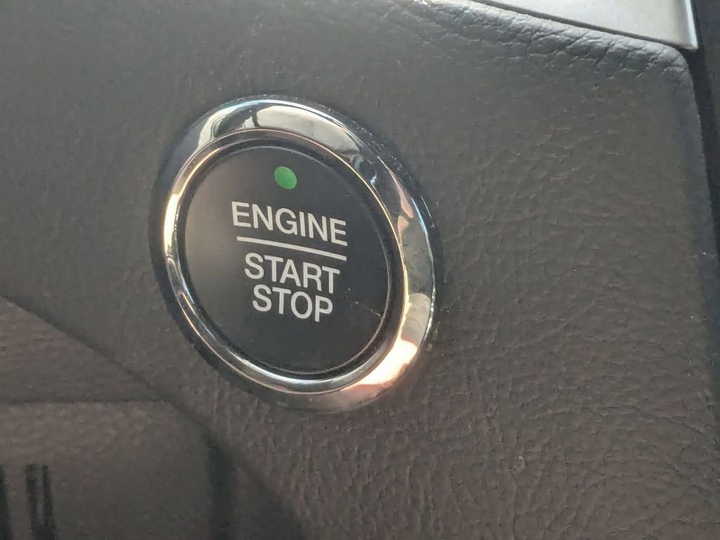 Used 2024 Ford Edge ST-Line AWD/4WD image 18