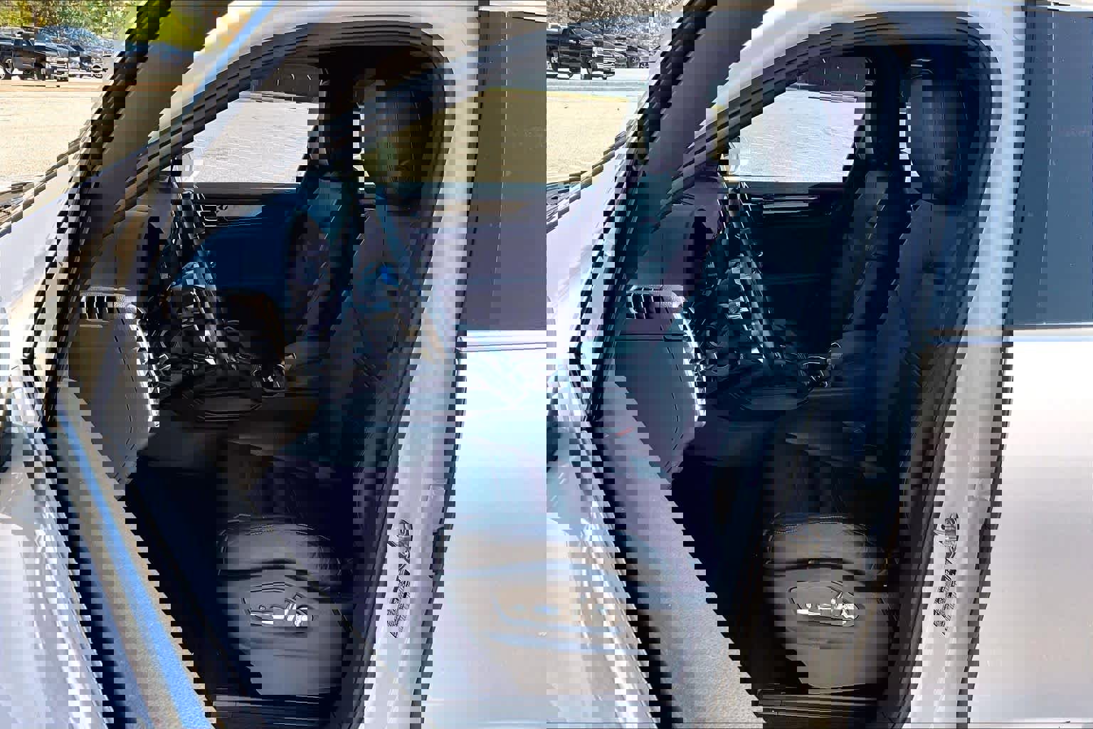 Used 2019 Porsche Cayenne image 8