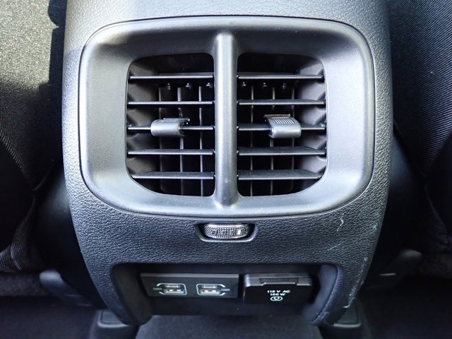 Certified 2022 Jeep Cherokee Limited w/ Mopar Interior Package image 15