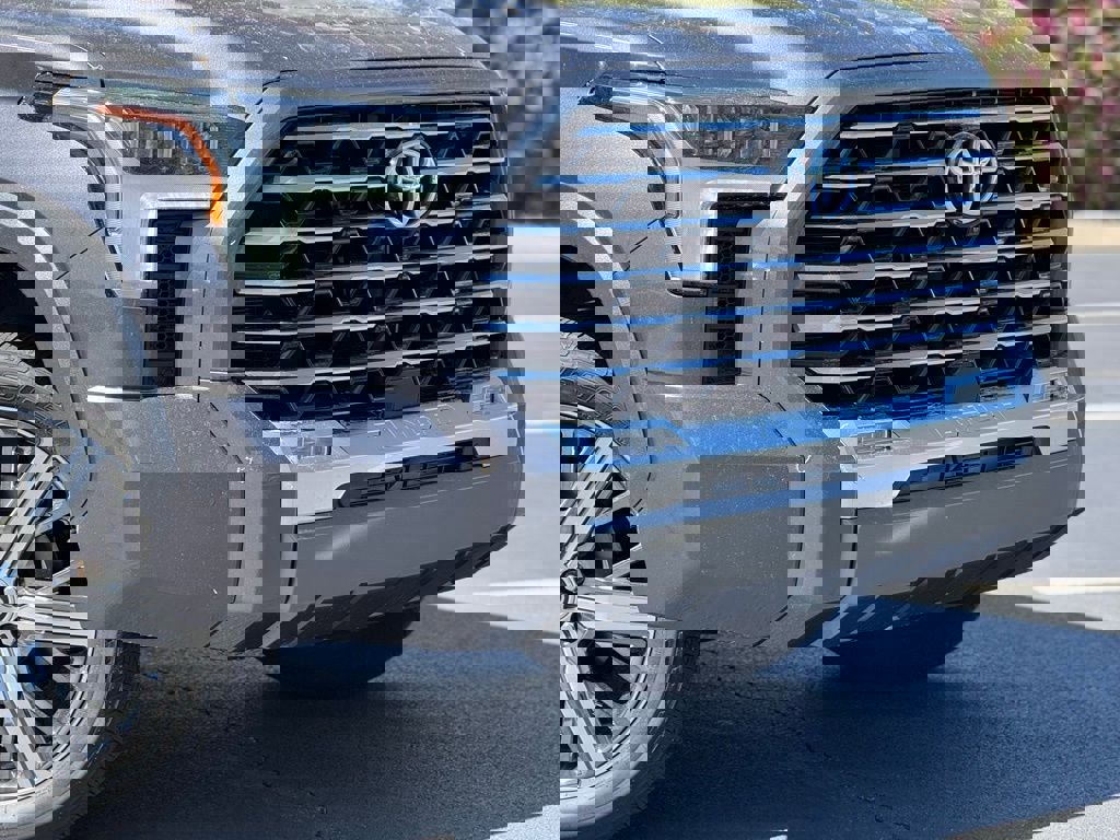 Used 2023 Toyota Tundra Capstone image 6