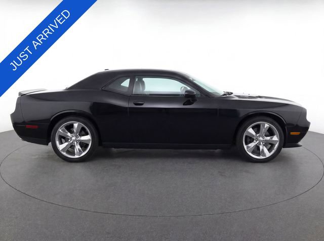 Used 2014 Dodge Challenger R/T RWD image 7
