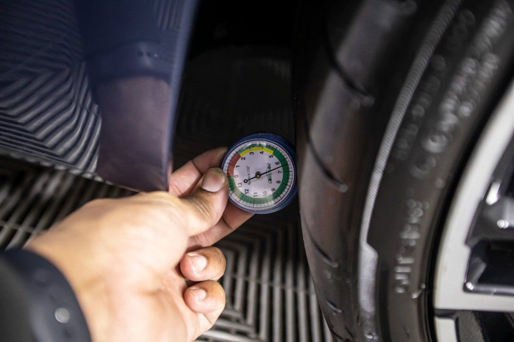 Used 2023 BMW 530e w/ M Sport Package image 44