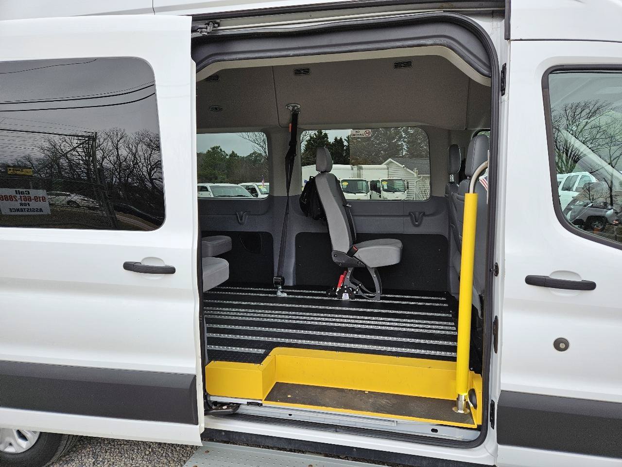 Used 2019 Ford Transit 350 XL RWD image 42