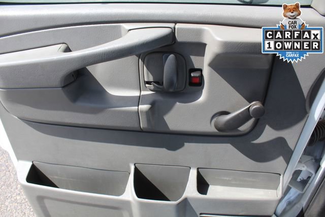 Used 2014 Chevrolet Express 3500 RWD image 27