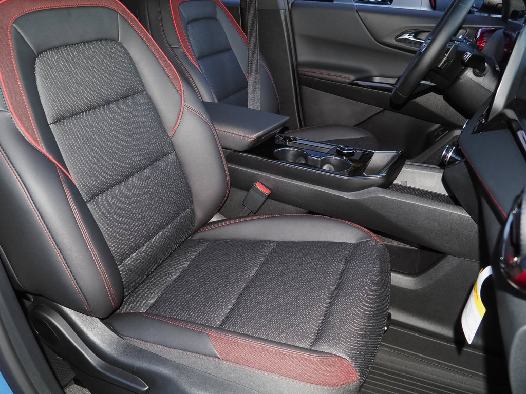 New 2027 Chevrolet Equinox RS w/ LPO, Floor Liner Package AWD/4WD image 14