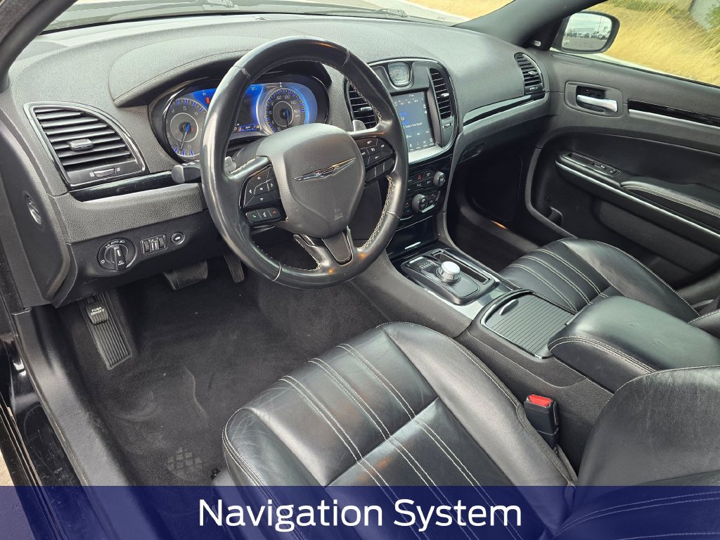 Used 2022 Chrysler 300 S RWD image 2