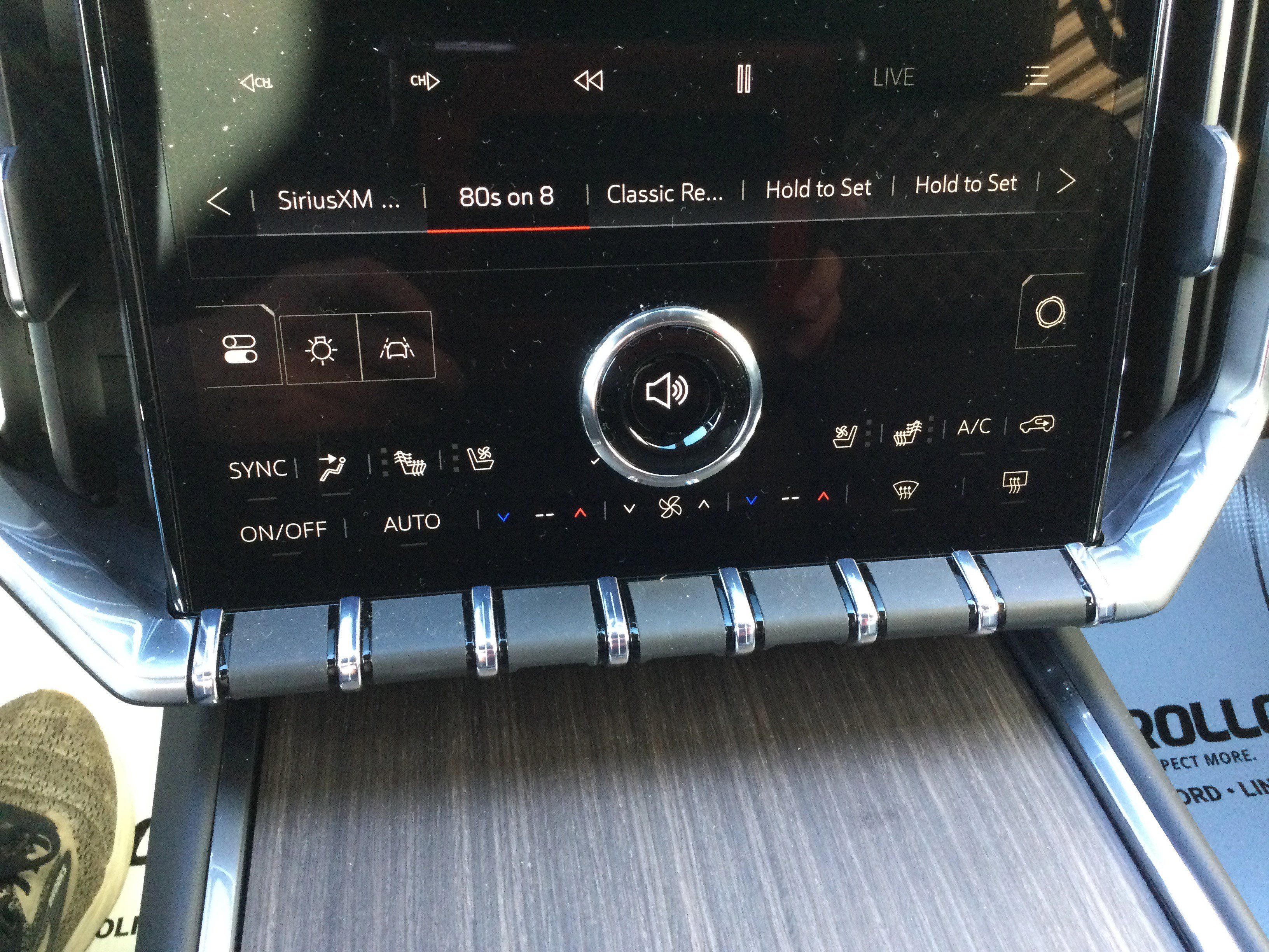 New 2026 GMC Acadia Denali w/ Super Cruise Package image 11