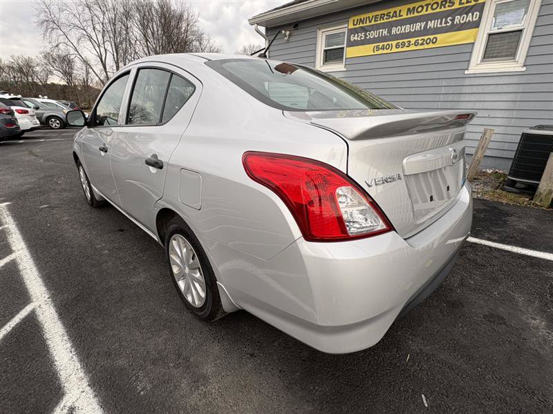 Used 2015 Nissan Versa S Plus FWD image 3